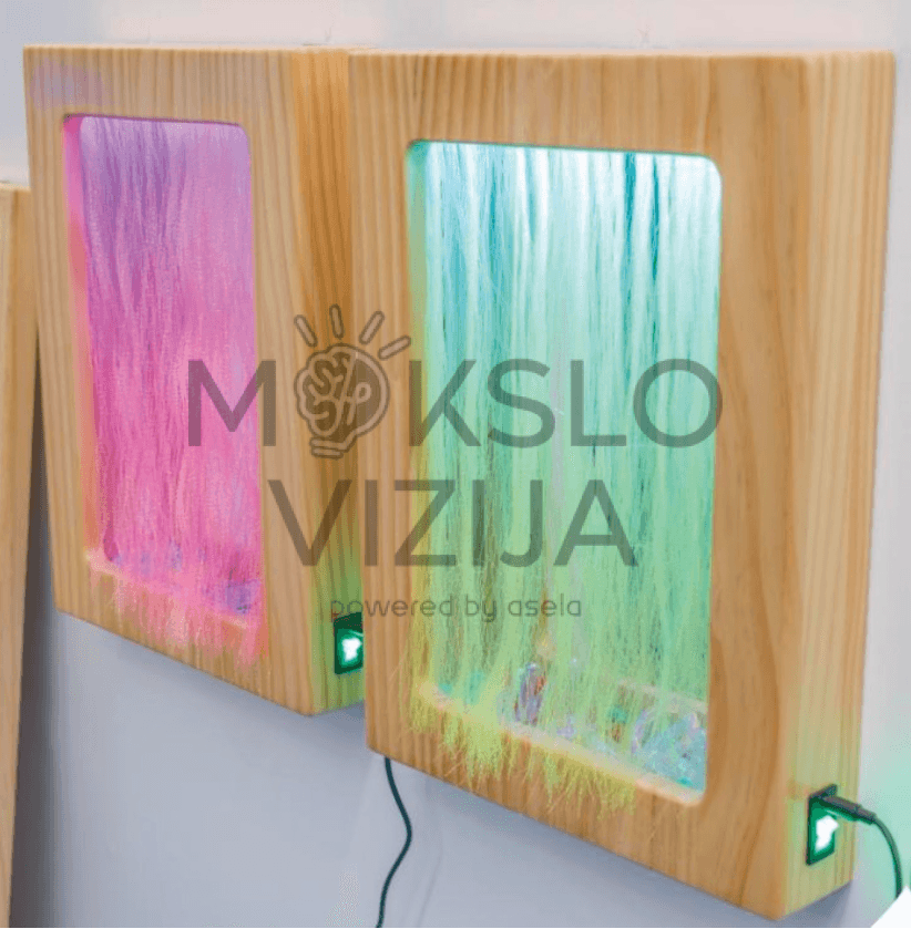 Interaktyvi taktilinė užuolaidų šviesos dėžė