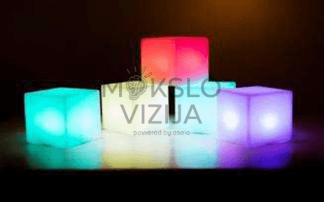 Maži šviesos kubeliai