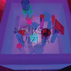 Vandens šviesos kubas