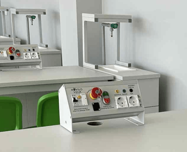 Elektros stovas. Stovas skirtas modernioms mokyklų laboratorijoms, elektros pažinimas.
