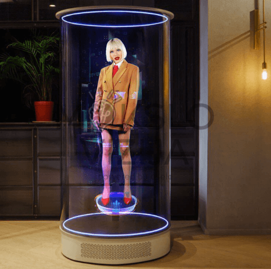 Holografinis žmogus elipsėje – įspūdinga 3D projekcija reklamai, prezentacijoms ir išskirtinei klientų patirčiai