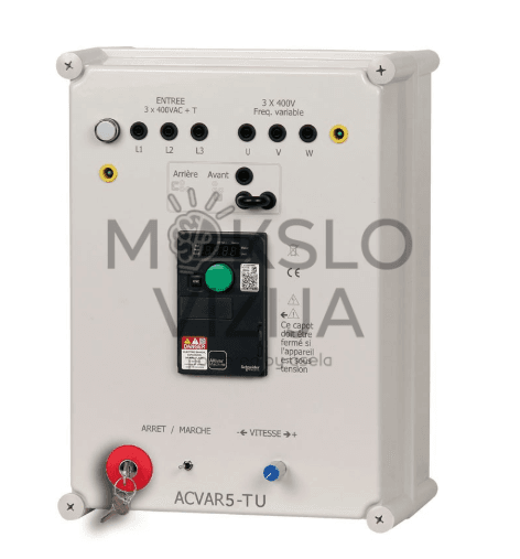 AC-AC dažnio keitiklis su ekranu ir valdikliais, matomas iš priekio.