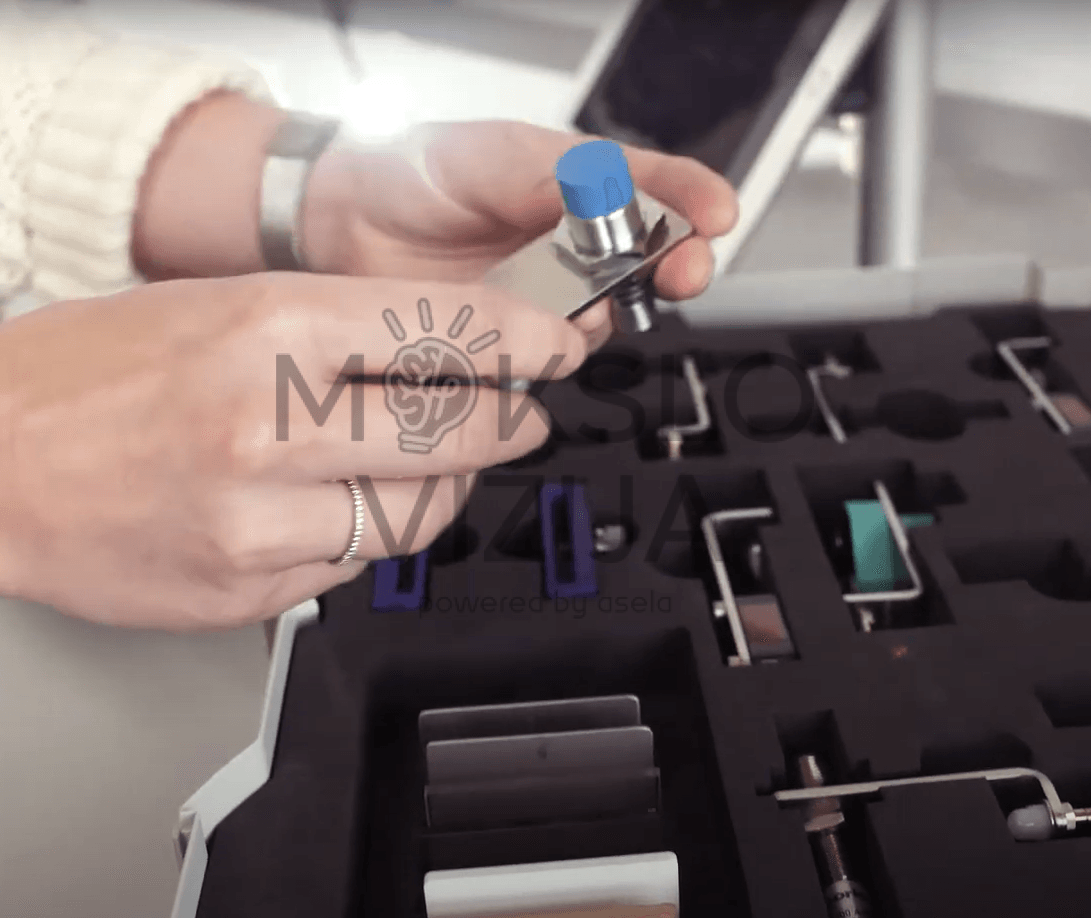 Praktinių užduočių sensorikos stendas studentams ir profesinių mokyklų mokymams.