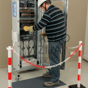 Elektros tinklo patikros sistema su valdymo ir matavimo moduliais.