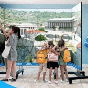 Interaktyvi vaizdo siena klasėje, naudojama virtualioms edukacinėms ekskursijoms ir mokinių pažinimui.