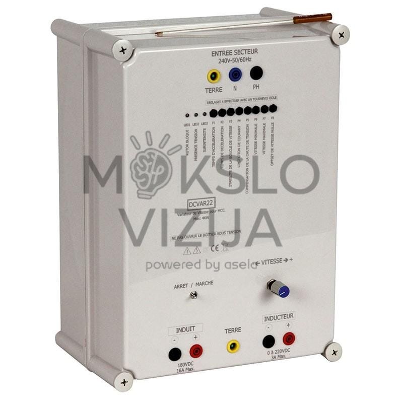 AC/DC greičio reguliatorių mokymo stendas su valdymo pultu ir indikatoriais.