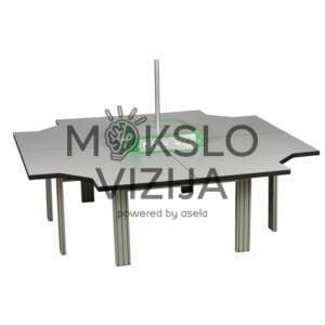 Bendro naudojimo stalai nuo 4 iki 12 asmenų