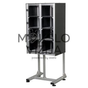 Spintelė su spynomis