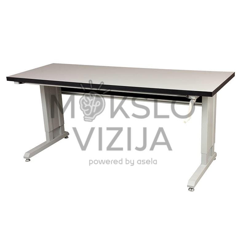 Rankiniu būdu reguliuojamo aukščio stalas