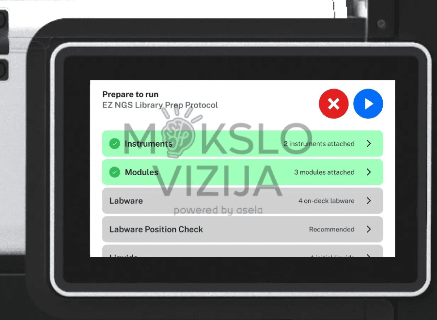 Moderni laboratorinė automatikos sistema skysčių apdorojimui: kompaktiška konstrukcija su vamzdeliais ir automatiniu dozavimu.