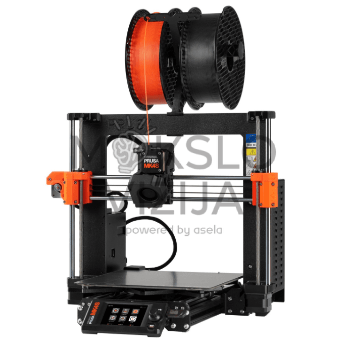 Universalus 3D mokomasis įrenginys su apsauginiu gaubtu, liečiamu valdymu ir priedais graviavimui bei CNC darbui.