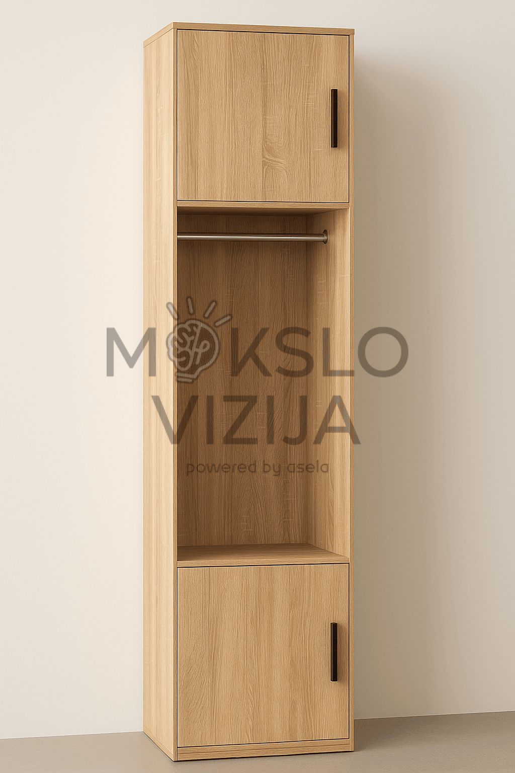 Medinė spinta su lentynomis daiktams laikyti.
