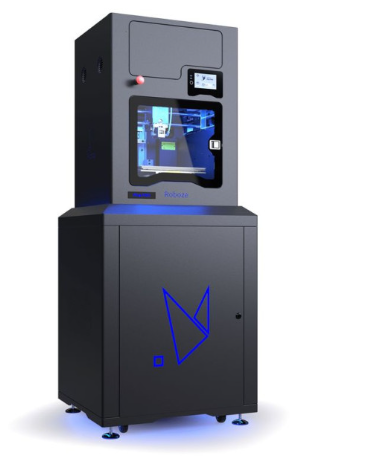 Plus PRO 3D Spausdintuvas Sukurtas integruoti į techninio ugdymo programas, suteikiant studentams galimybę dirbti su kompozitinėmis medžiagomis ir superpolimerais. Dėl savo tikslumo ir paprasto naudojimo tai yra idealus įrankis praktinių įgūdžių įgijimui aukšto lygio 3D projektavimo ir spausdinimo srityse, ruošiantis būsimus technikus pramonės sektoriaus iššūkiams.