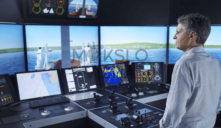 Jūreivio modulinė simuliacinė sistema su komplektuojančiomis dalimis ir priedais yra vientisa Kongsberg Maritime/Kongsberg Digital K Sim platforma, sukurta imersiniam, realistiškam ir standartus atitinkančiam jūrininkų rengimui bei kvalifikacijos kėlimui nuo pradedančiųjų iki ekspertų.