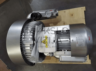 Vakuuminė pompa skirta CNC medžio apdirbimo staklių priedas