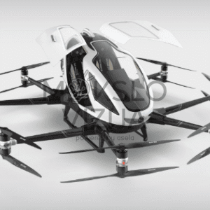 Keli autonominiai elektriniai dviviečiai orlaiviai sustatyti aikštelėje, paruošti skrydžio operacijoms ir floto valdymui.