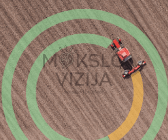 Traktorius lauke atlieka posūkį, pažymėta žalia ir geltona automatinio vairavimo trajektorija.