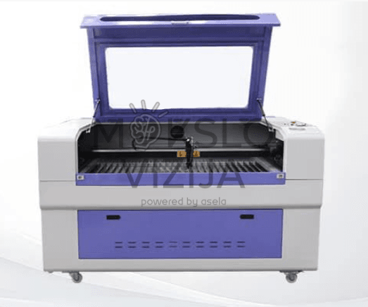 Acctek AKJ1390 uždaro tipo CO₂ lazerinės pjovimo ir graviravimo staklės su atidarytu dangčiu