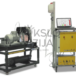 Dyzelinio variklio bandymų stendas su variklio moduliu ir valdymo spintele, skirta bandymams, parametrų stebėjimui ir duomenų registravimui.