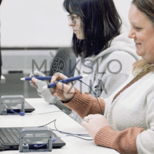 Tai pažangi mokymo programinė įranga, skirta išplėstam gamybos ir mechanikos procesų mokymui naudojant zSpace 3D kompiuterius bei papildytos ir virtualios realybės technologijas.