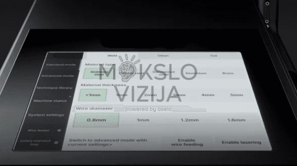 Lazerinio suvirinimo įrangos valdymo ekranas su parametrų nustatymu