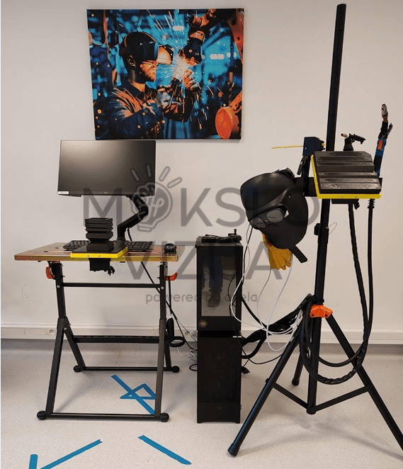 Pilnas virtualios realybės suvirinimo treniruoklis profesiniam mokymui su visa įranga.