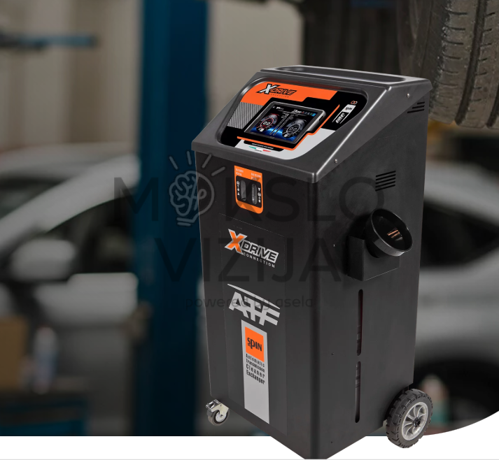 Automatinės transmisijos alyvos keitimo ir valymo įranga ant ratukų su valdymo panele.