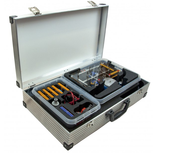 Hidroenergijos mokomasis stendas su hidroelektrinės demonstracine įranga lagamine