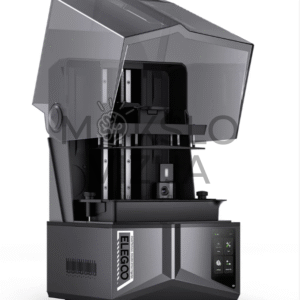 LCD resin 3D spausdintuvas su pakeltu permatomu apsauginiu dangčiu ir matoma spausdinimo platforma viduje