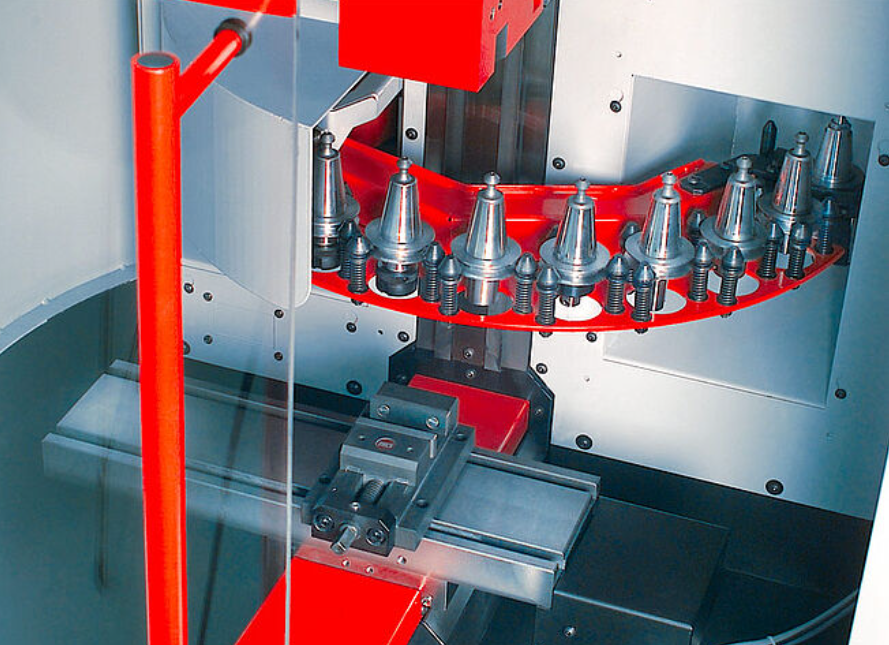 Metalo ruošinio apdirbimo procesų galvutės darvui su CNC mašina