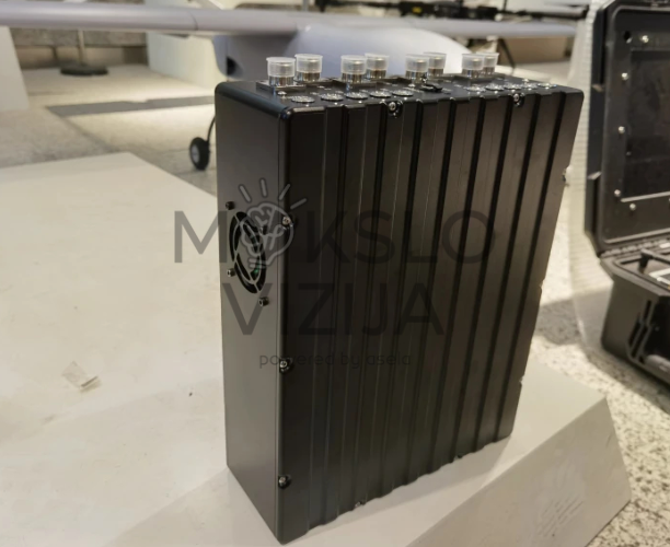 daugiajuostis anti dronų signalų trikdymo blokas dronų neutralizavimo sistemai