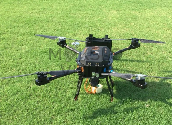 daugiafunkcis stebėjimo dronas su kamera teritorijų stebėjimui